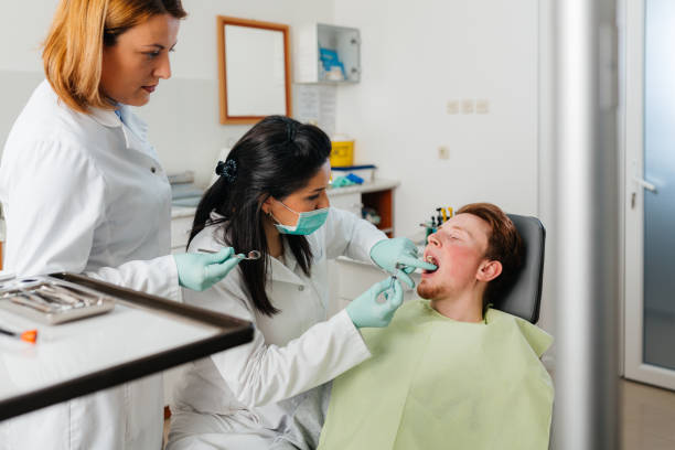 Best Emergency Tooth Extraction in San Joaquin, CA